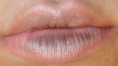رنگ لب ها نشانه چیست؟