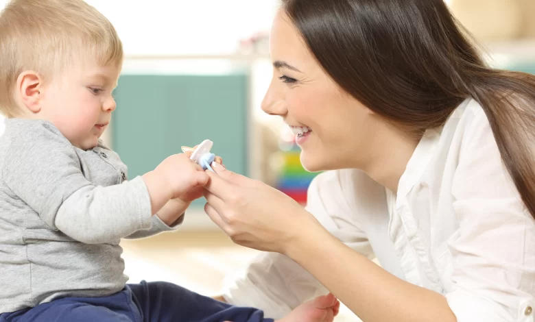 باید و نباید استفاده از پستانک برای نوزادان