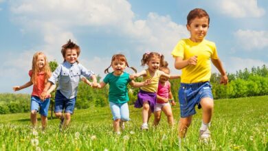 میکروب ها چه نقشی در رشد مغز کودکان دارند؟