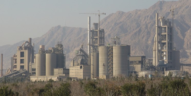 دادستانی ری علیه کارخانه سیمان تهران اعلام جرم کرد