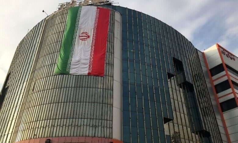مرکز خرید دنیای نور پلمب شد!