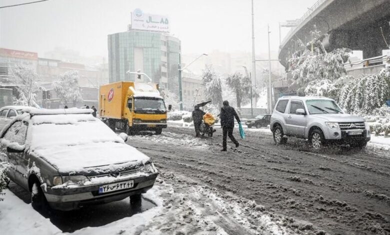 سرمای هوا فردا نیز مهمان تهران است