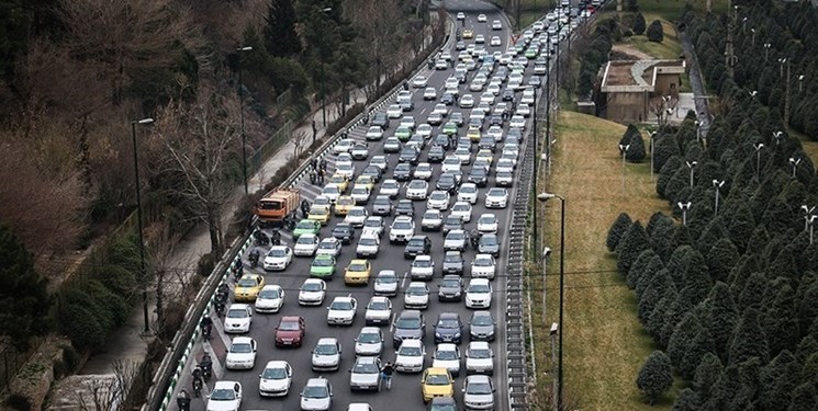 ترافیک سنگین آزاد راه تهران شمال در اولین روز سال نو