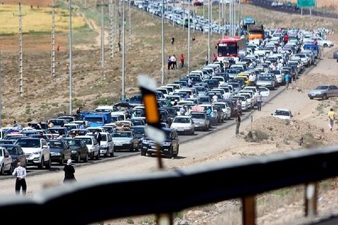 جاده چالوس و آزادراه تهران شمال یکطرفه شد