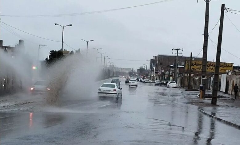 هشدار عدم توقف در بستر و حاشیه رودخانه‌ها