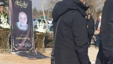 رضا عطاران