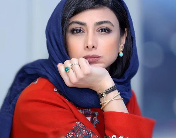 آزاده صمدی