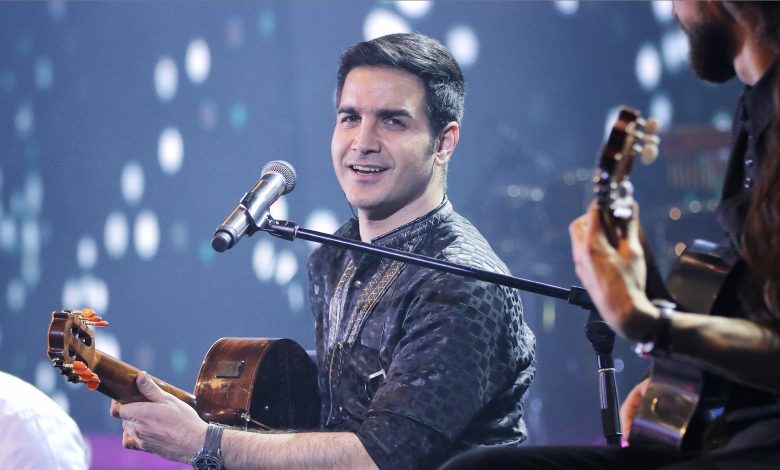 محسن یگانه