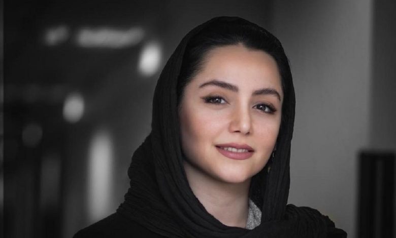 نازنین بیاتی