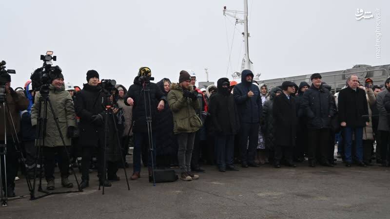 امضا سند تحویل کشتی بیش از ۷۲۰۰ تنی خزر با حضور سفیر ایران+ عکس