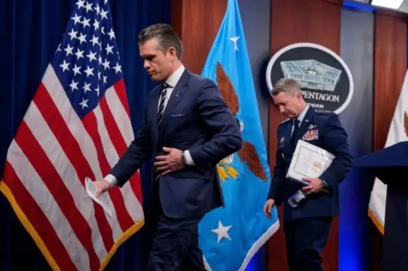 ژنرال فرمانده حمله احتمالی به ایران مشخص شد | دفاع تمام قد ترامپ از او