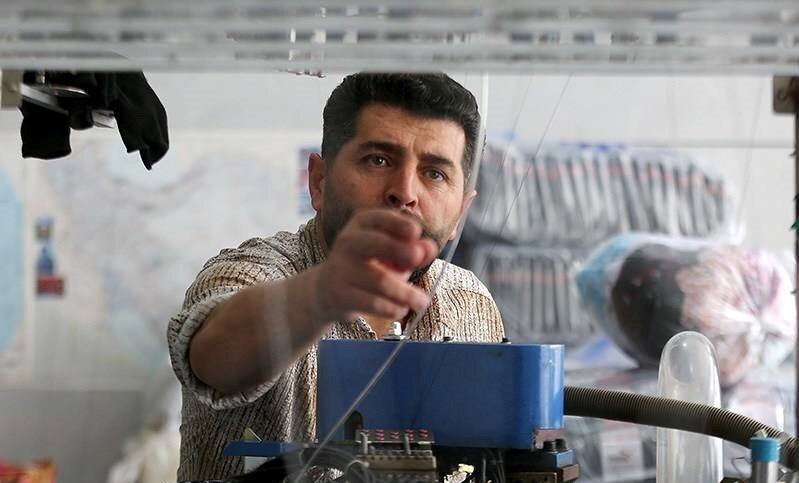 این روستای قطب تولید جوراب ایران است