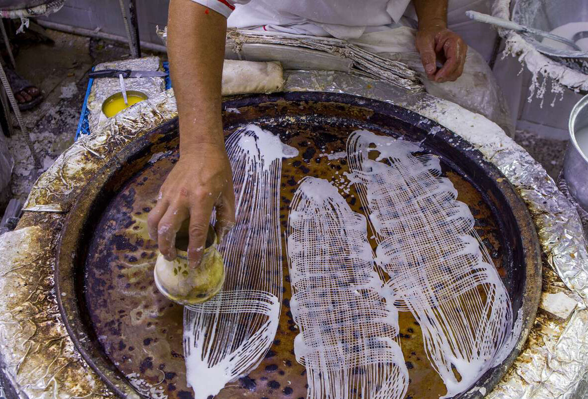 بازار داغ شیرینی‌های رمضانی | درباره خوراکی‌های معروف ماه مبارک مهمانی خدا