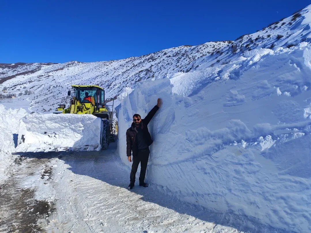 برفی که خاطره‌ ها را زنده کرد + عکس و فیلم