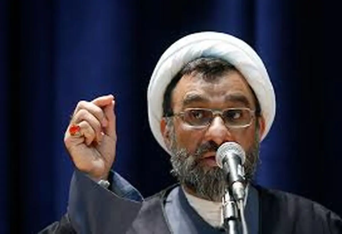 به جای آتش زدن مسجد، آنجا اعتراض کنید