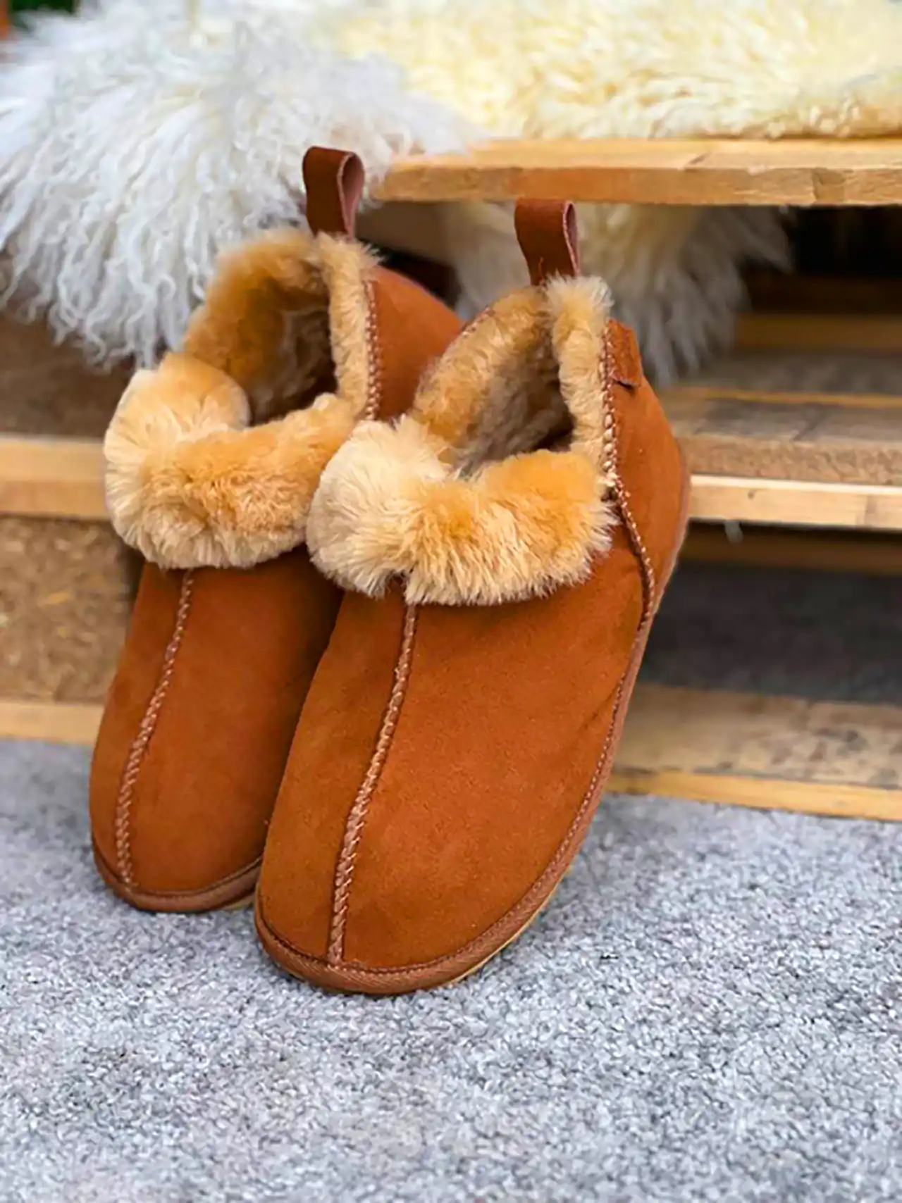 بوت آگ شیک عسلی