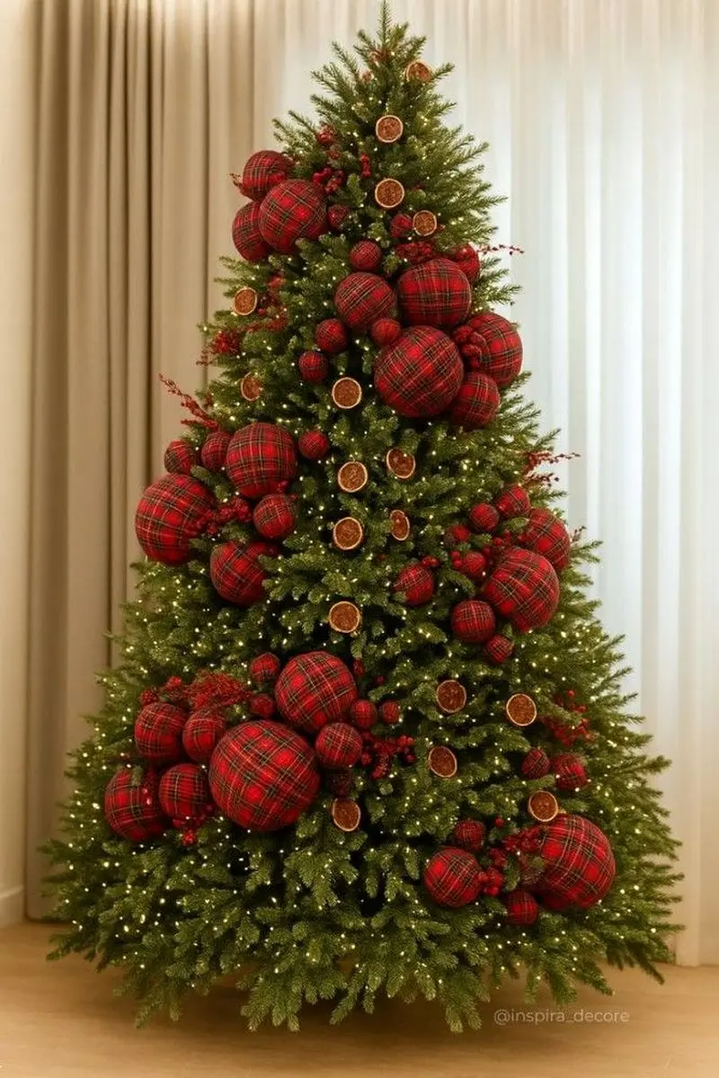 ایده درخت کریسمس | ۳۰ ایده تزیین درخت کریسمس از ساده تا لوکس و عروس پسند با مدل های جادویی و خیره کننده ترند ۲۰۲۶!