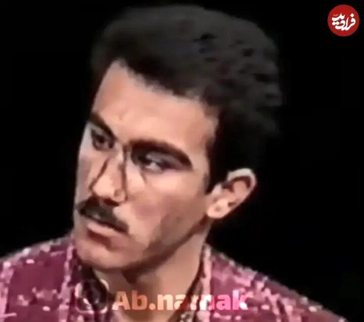 چهرۀ «محسن تنابنده» در ۲۰ سالگی روی صحنه تئاتر