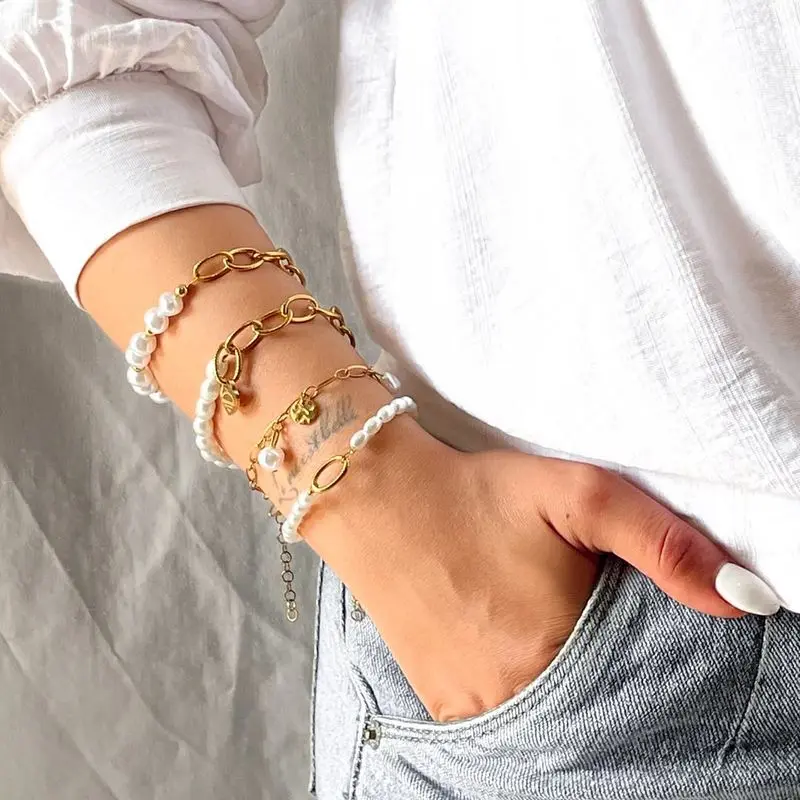 دستبند زنجیری مرواریدی مناسب مهمانی