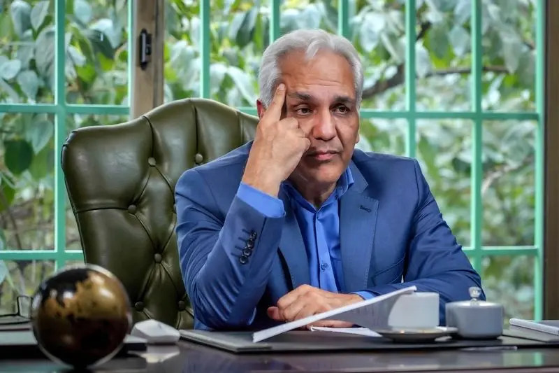 مهران مدیری در شش ماهه