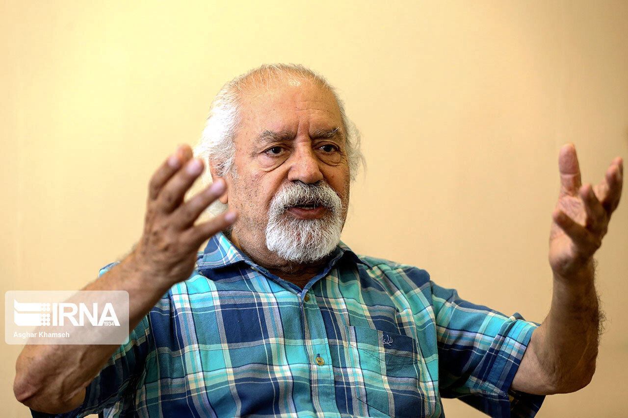 دخترم گلشیفته قله‌های بازیگری را فتح کرد! |  هوگو چاوز انسان بسیار بزرگی بود و خسرو گلسرخی شب ها به خانه من می‌آمد...