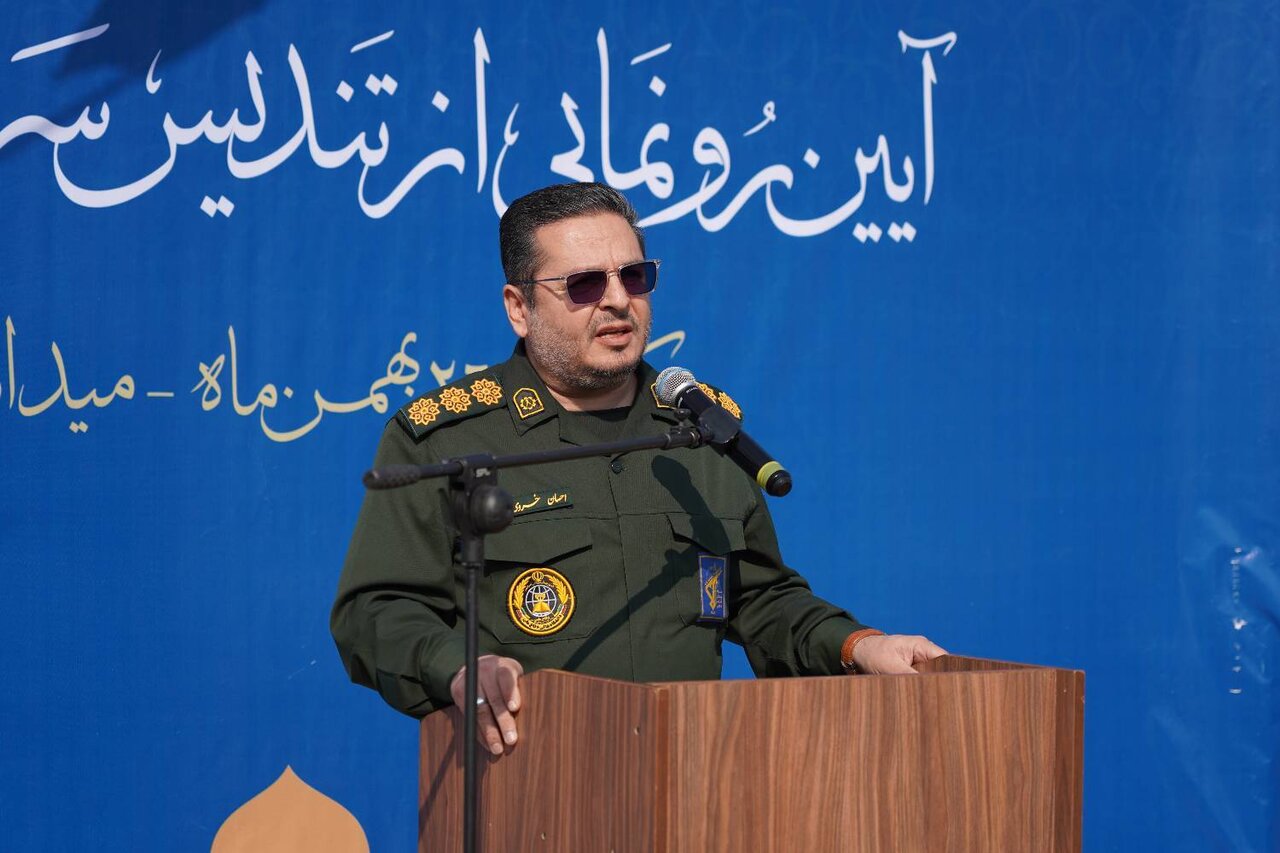 رونمایی از تندیس «سرباز وطن» در شرق تهران