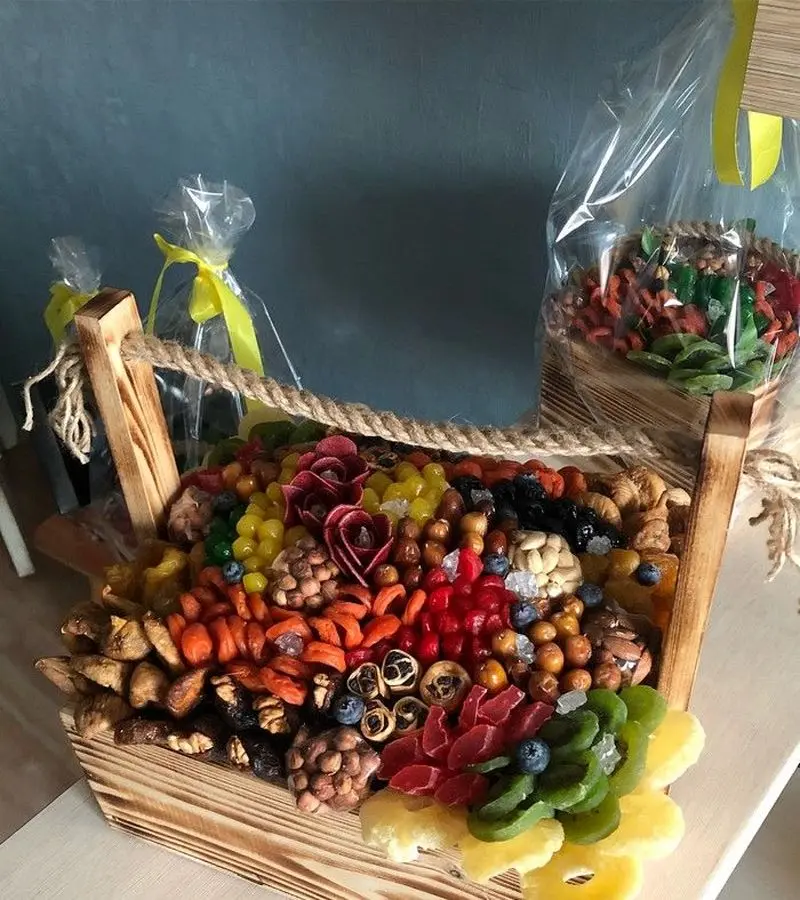 تزیین آجیل، میوه خشک و خشکبار عروس برای نوروز 1405