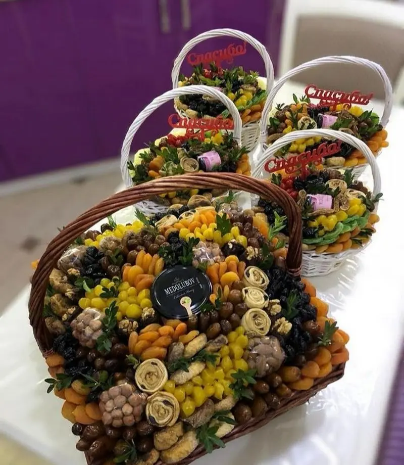 تزیین آجیل، میوه خشک و خشکبار عروس برای نوروز 1405