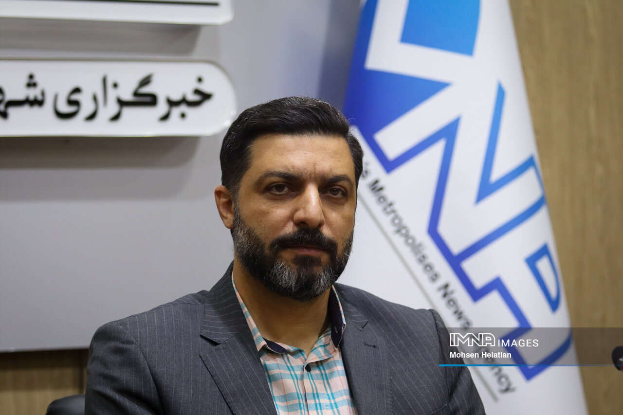 زیباسازی شهر اصفهان؛ روایت ۳ دهه فضاسازی شهری از دیوارنگاره تا نور و نماد