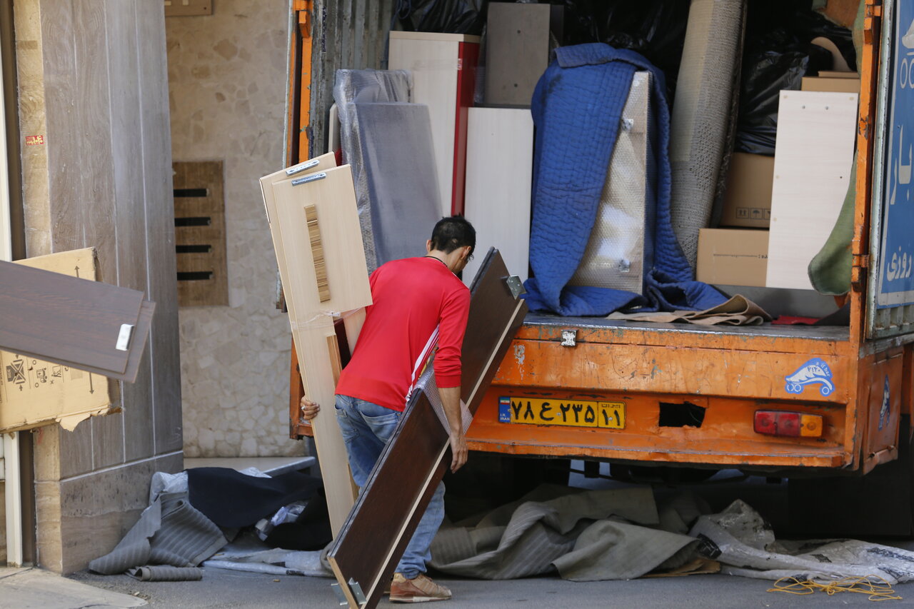 سبقت غیرمجاز تعرفهها | ارائه خدمات بیکیفیت و البته گران در روزهای خانهتکانی به دعوای تکراری مردم و برخی اتحادیهها تبدیل شده است