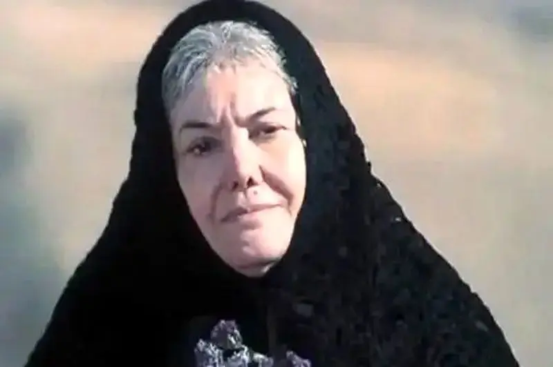 120222120126_aparat8_a_little_kiss_624x351_no_nocredit.jpg_11zon