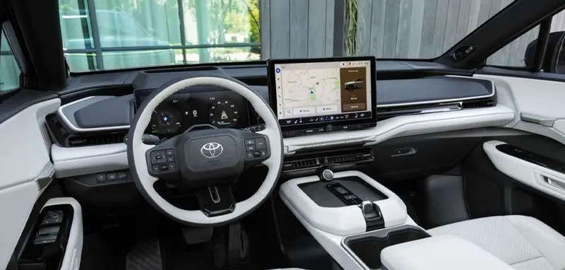 تویوتا هایلندر EV 