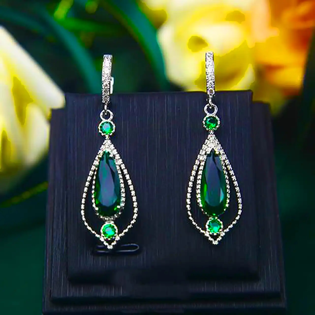 گوشواره زنانه اشکی لوکس 