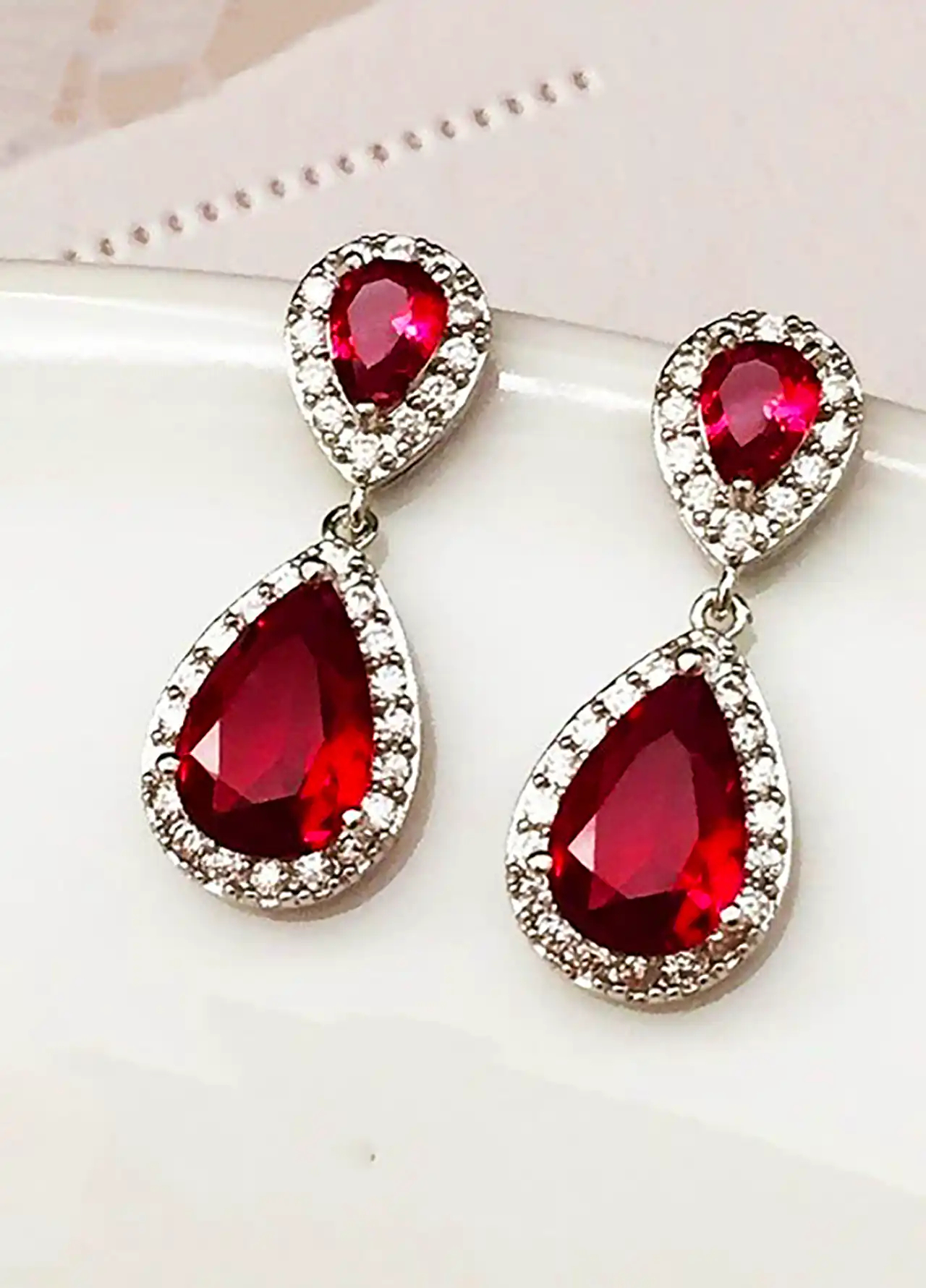 گوشواره زنانه اشکی لوکس 